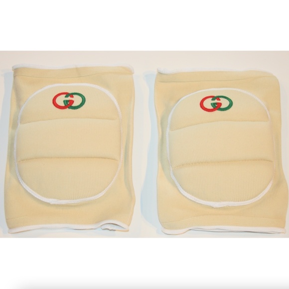 Gucci GG Logo Runway Knee pads - Picture 3 of 6